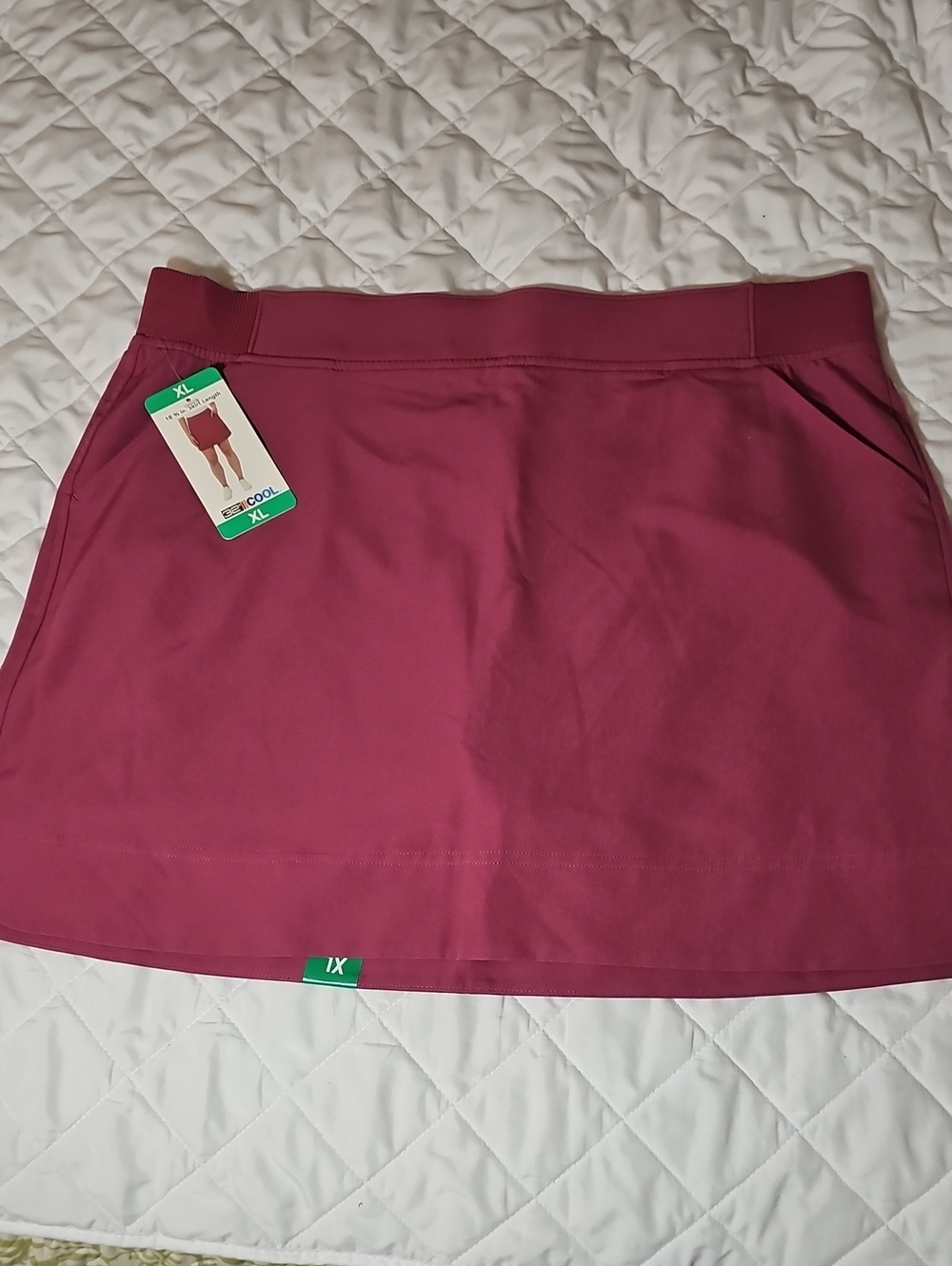 32 Degrees Cool Berry Pink Athletic Skort with Pockets